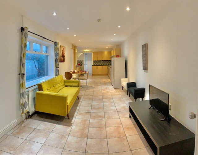9 Bedroom Student Home – Woodville Road