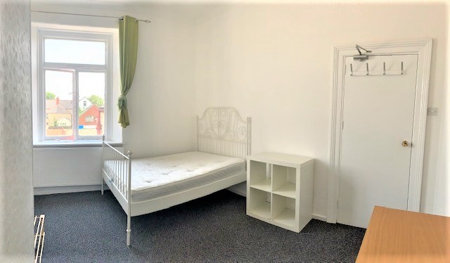 Newport Road – EN-SUITE ROOM