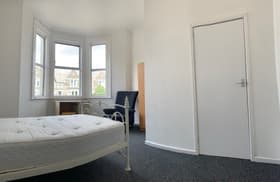 Newport Road – EN-SUITE ROOM