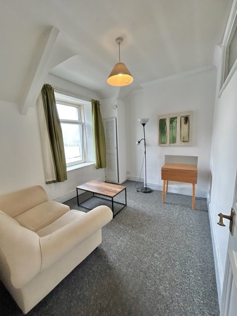 2 Bedroom Apartment – Glynrhondda Street