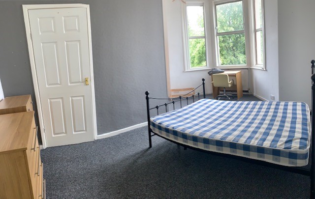 Newport Road – EN-SUITE ROOM