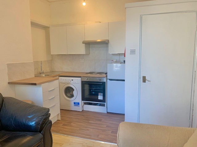 2 Bedroom Apartment – Glynrhondda Street