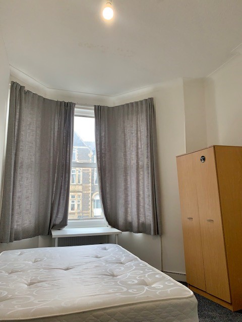 Newport Road – EN-SUITE ROOM