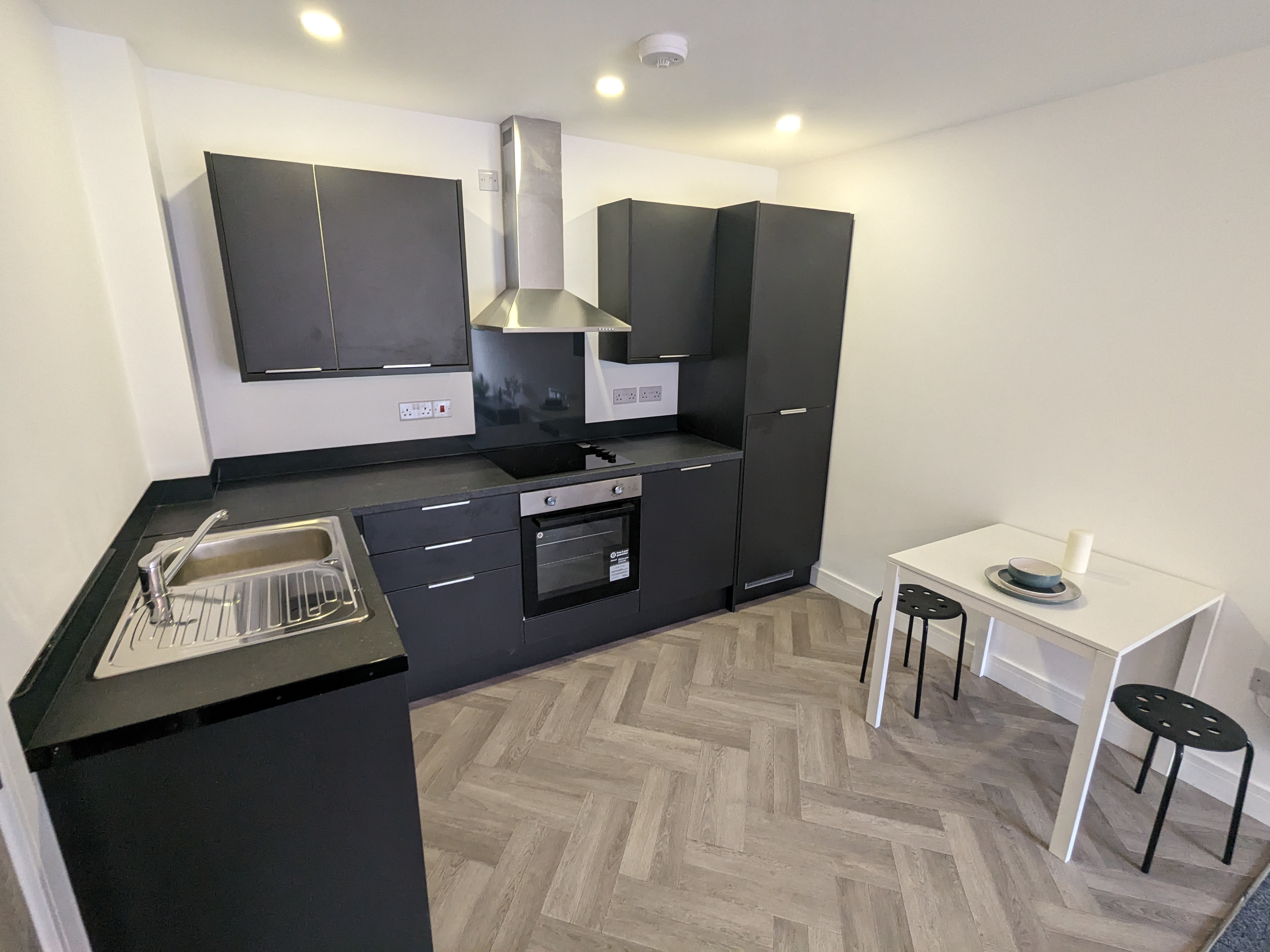 1 Bedroom Apartment – Richmond Road