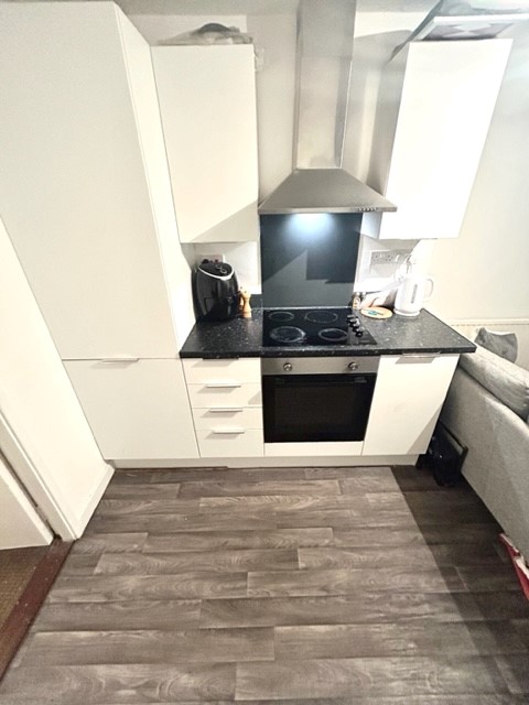 2 Bedroom Apartment – Woodville Road