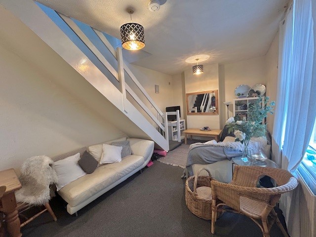2 Bedroom House – Richmond Road