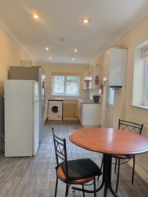 5 Bedroom Student Home – Fitzroy Street