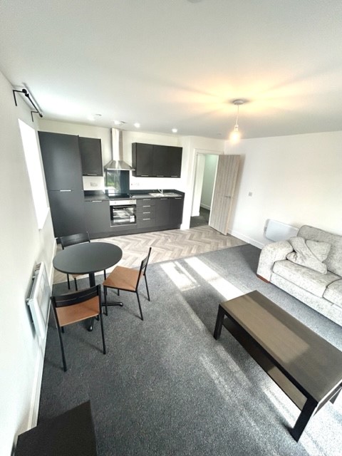 3 Bedroom Apartment – Richmond Road