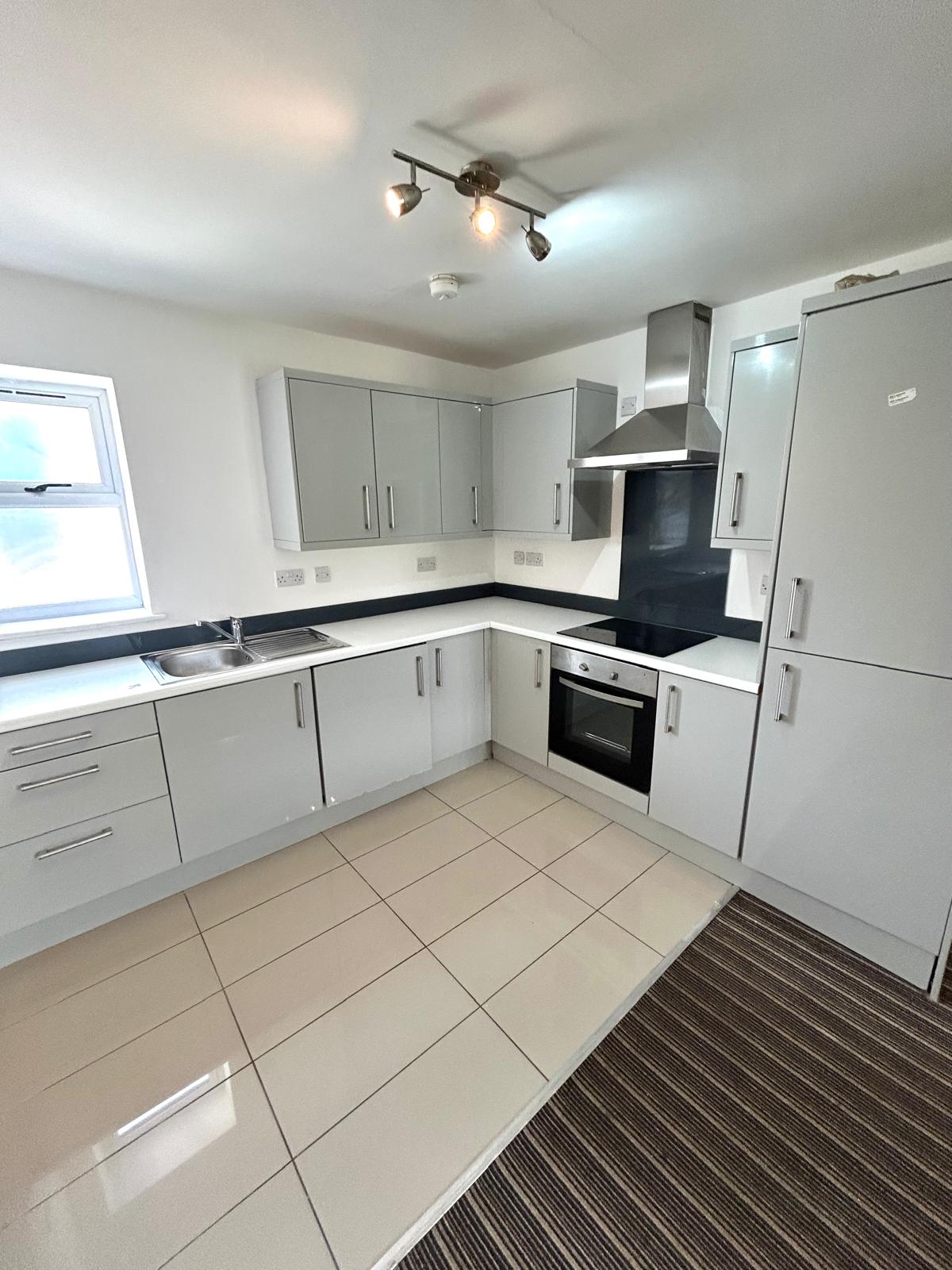 3 Bedroom Duplex Apartment – Richmond Road