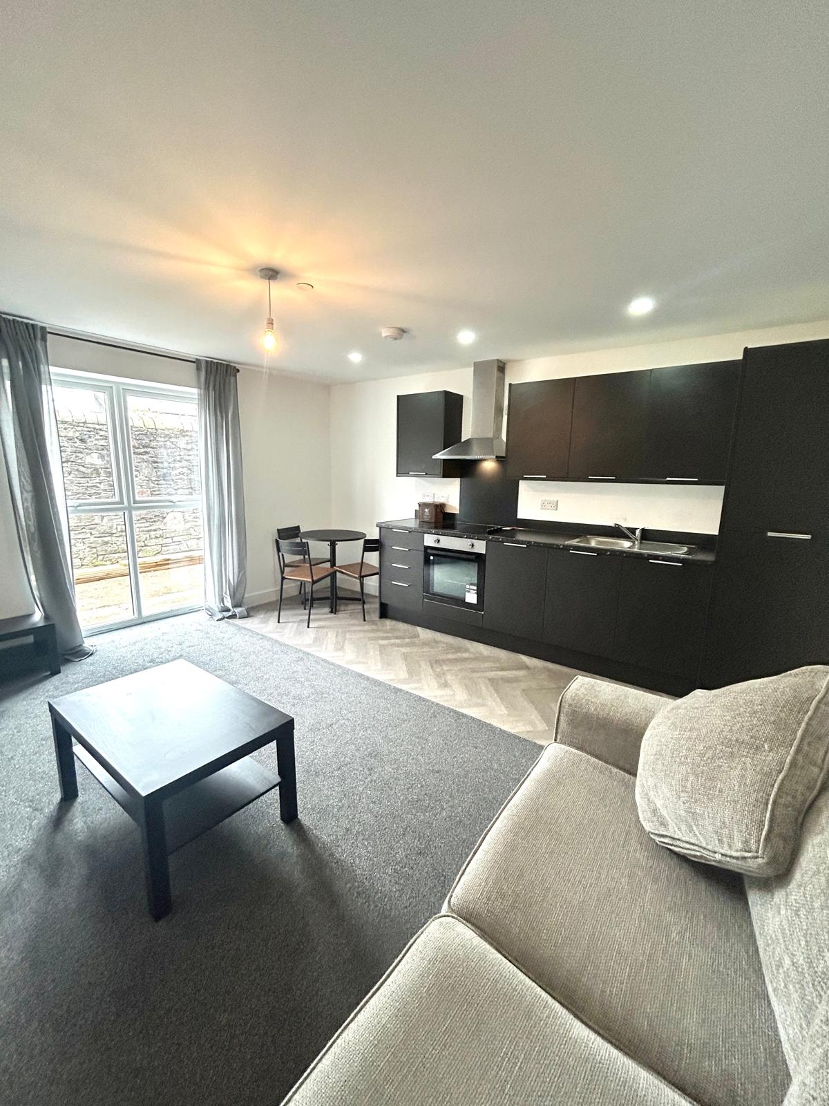 3 Bedroom Apartment – Richmond Road