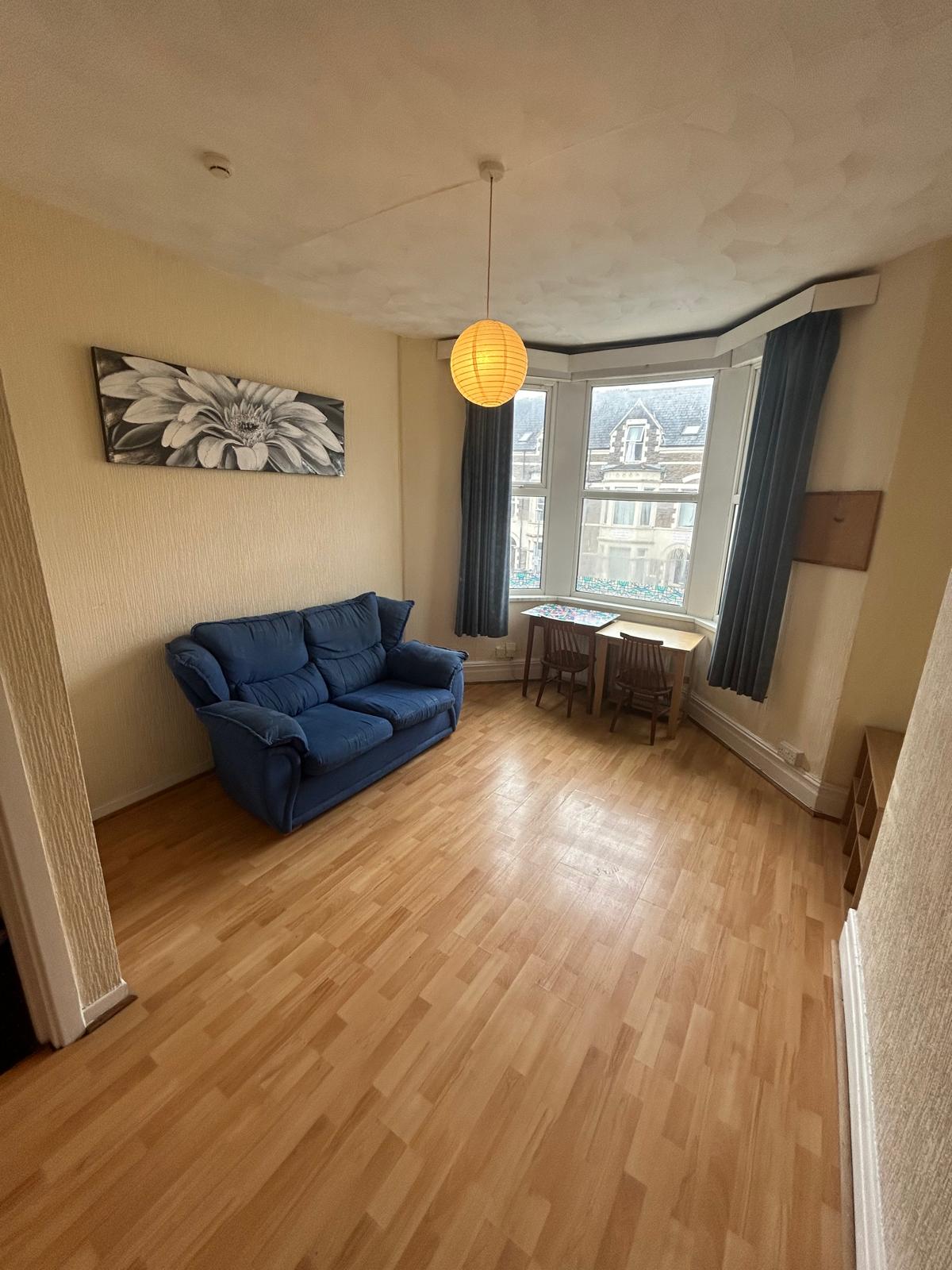 1 Bedroom Apartment – Glynrhondda Street