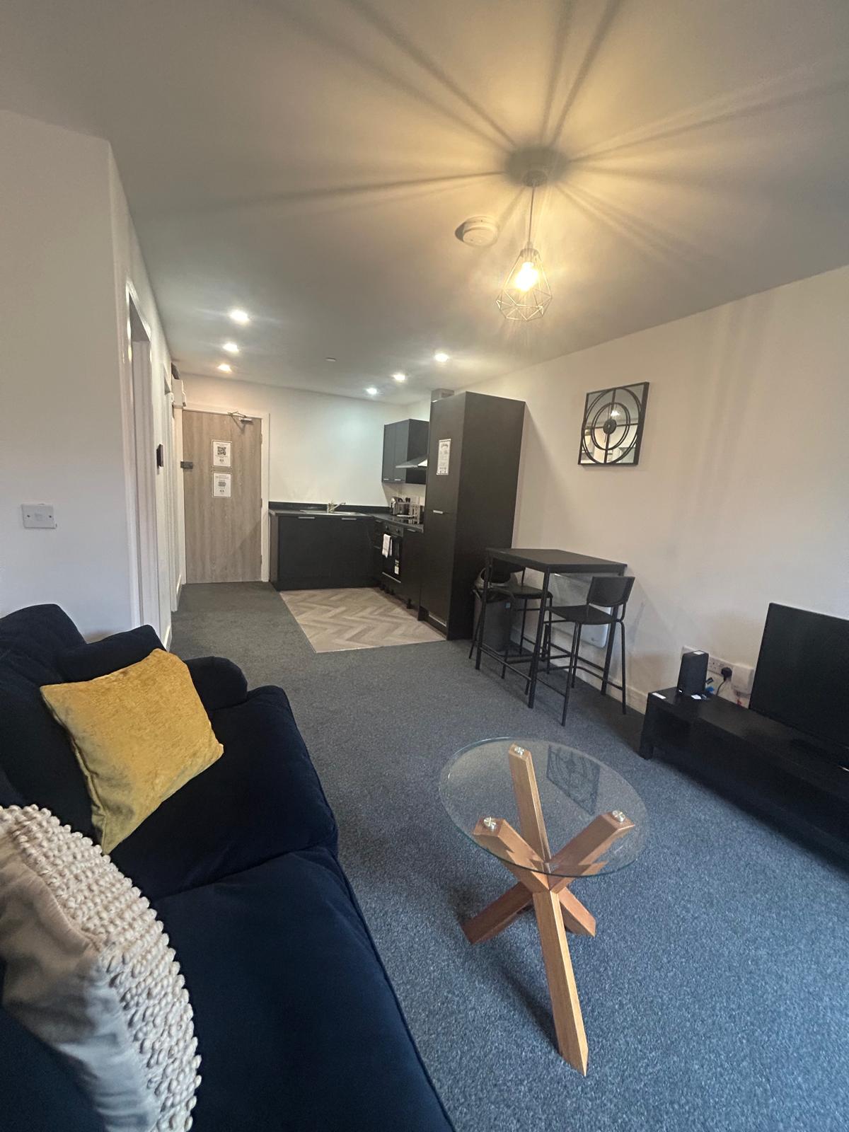 1 Bedroom Apartment – Richmond Road
