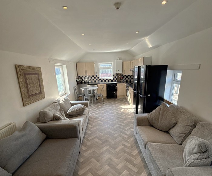 7 Bedroom Student Home – Woodville Road