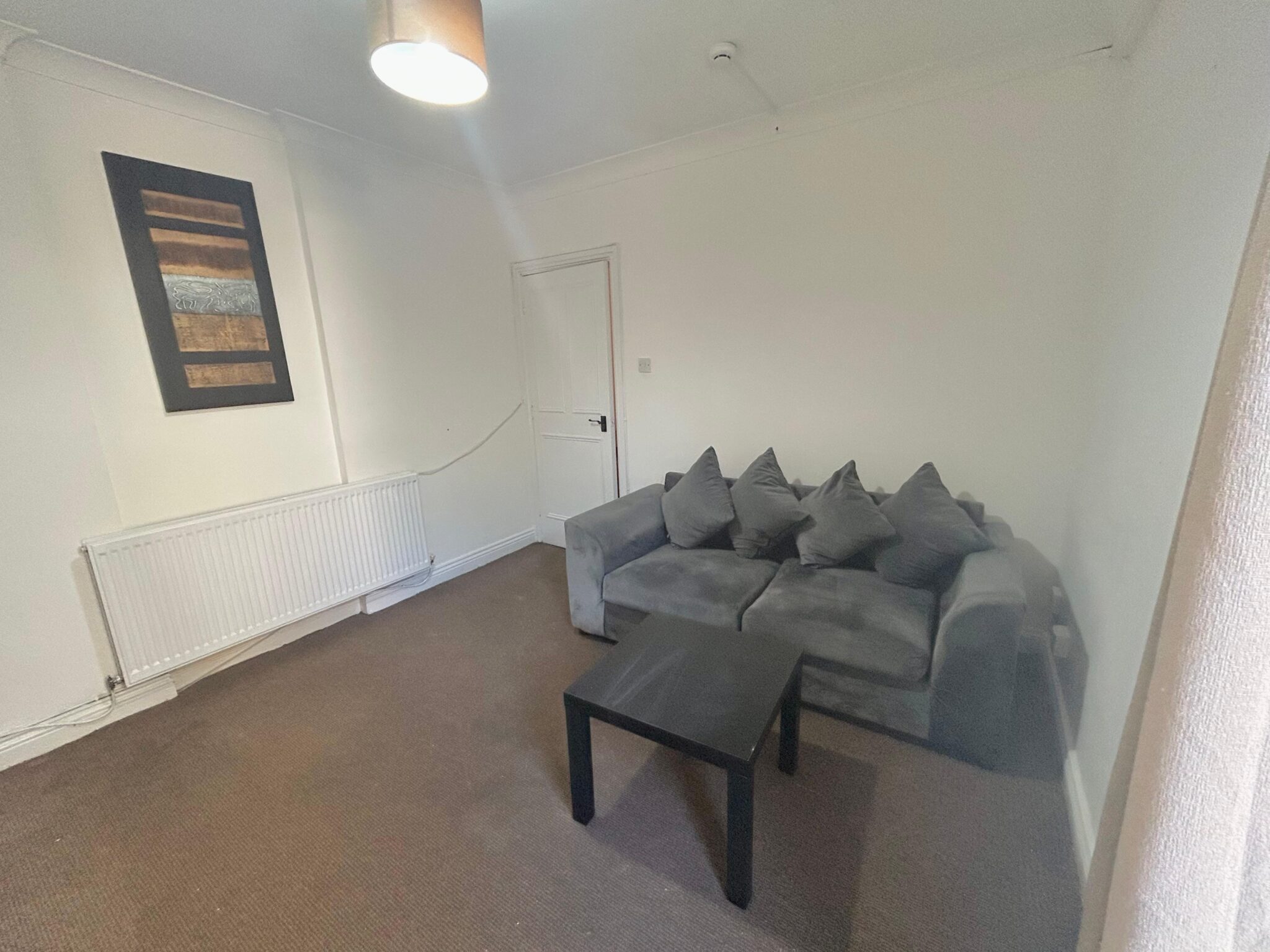 1 Bedroom Apartment – Glynrhondda Street