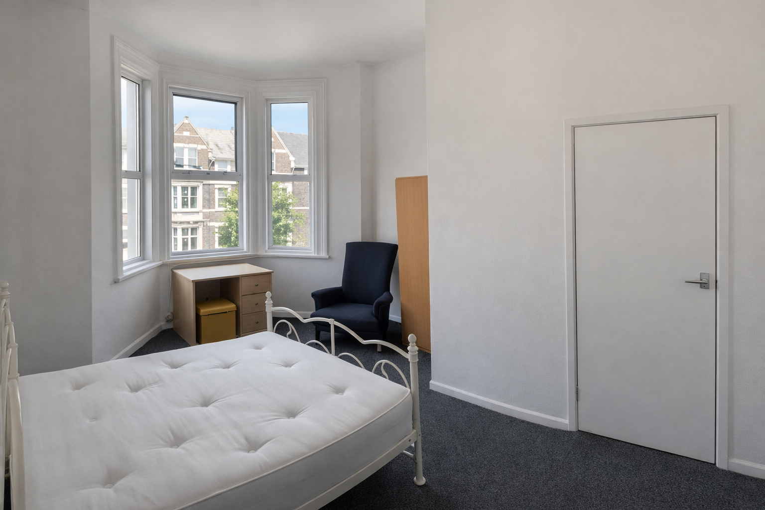Newport Road – EN-SUITE ROOM