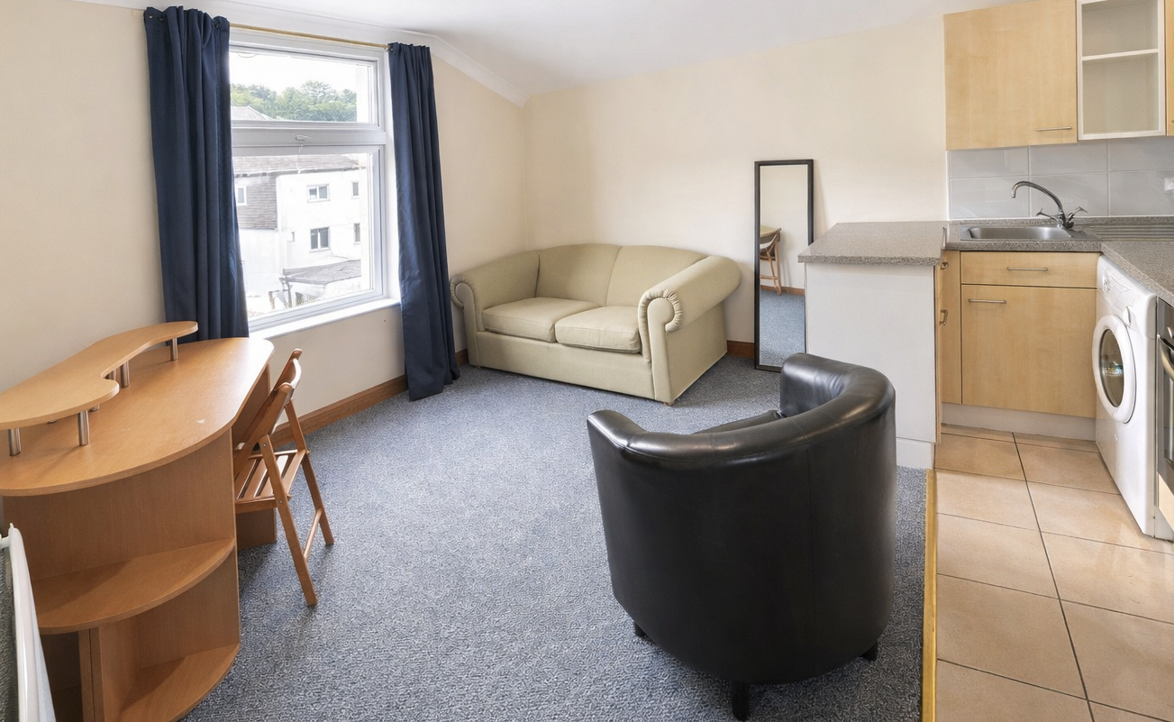 1 Bedroom Apartment – Glynrhondda Street